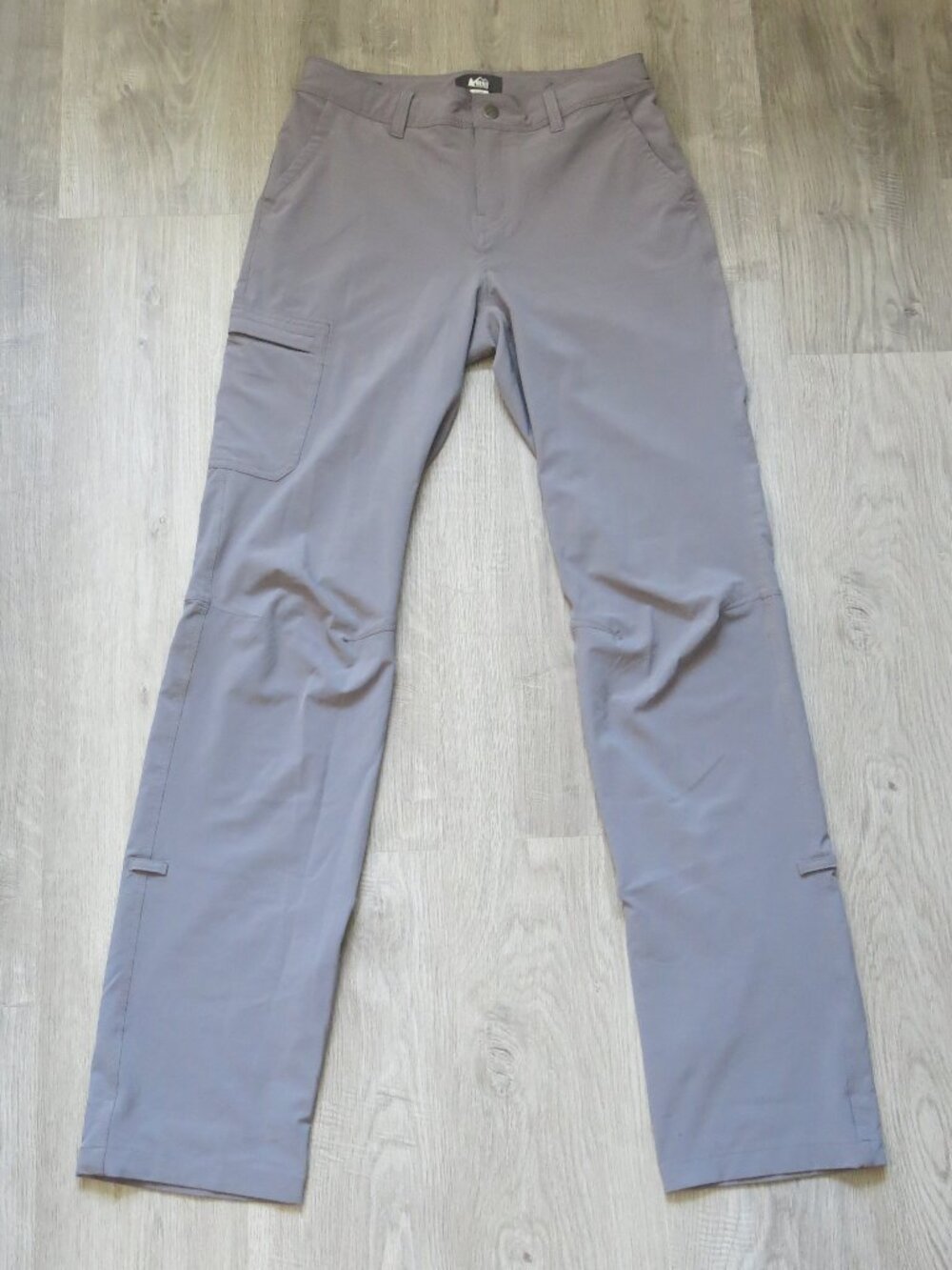 REI Co-Op Regular Fit Gray Roll Up Hem Outdoor Hiking Cargo Pants - Size 2 Tall